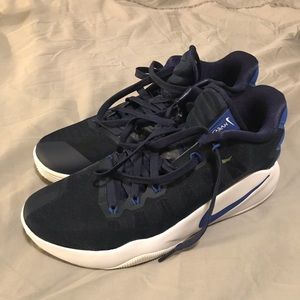 Nike hyperdunk size 9